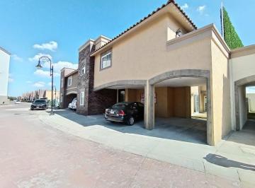 Casa en condominio · 395m² · 3 Recámaras · 3 Estacionamientos · Casa en Venta en Portofino, Paseo de La Asunción Metepec