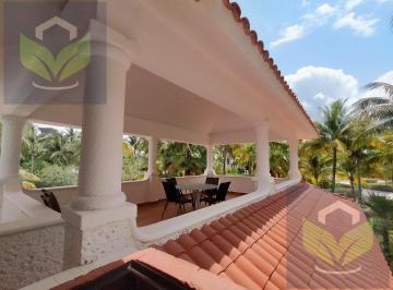Casa · 420m² · 4 Recámaras · 4 Estacionamientos · Casa en Venta Playa del Carmen Cerca del Mar - Paraiso