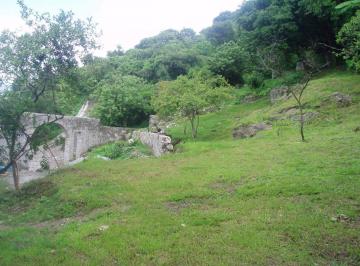 Terreno / Lote , Malinalco · Vendo en Malinalco Maravilloso Terreno de 2156 m², con Manantial, Bardeado y Acceso a Luz