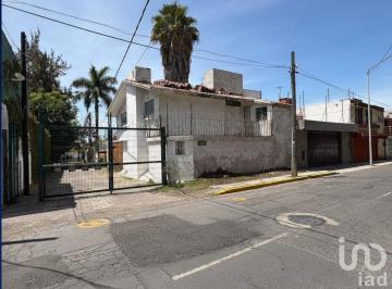 Casa · 175m² · 1 Recámara · 2 Estacionamientos · Casa en Venta Para Remodelación Col. Reforma Agua Azul Puebla