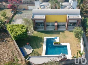 Casa · 552m² · 6 Recámaras · 3 Estacionamientos · Venta de Casa en Yautepec Morelos