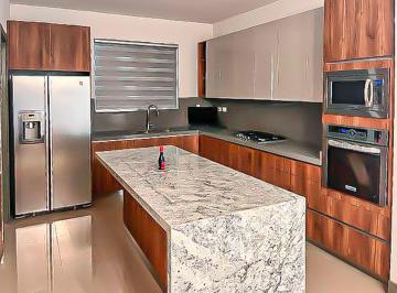 Casa de 3 habitaciones, Santiago · Casa en Renta en Fontana