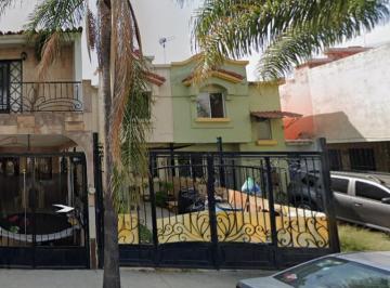 Casa de 2 habitaciones, Tonalá · Casa en Coyula Frente a Terrasolare