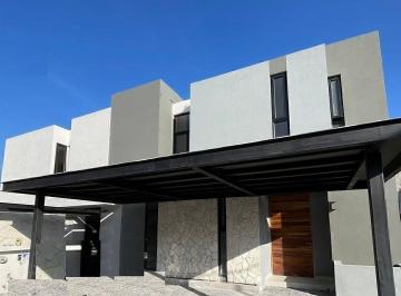 Casa en condominio de 3 habitaciones, Querétaro · Estrena Amplia Casa en Altozano! 3 Recámaras