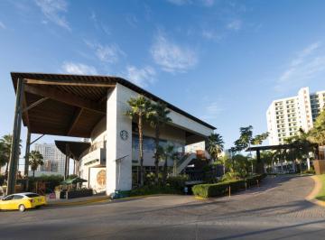 Local comercial · 127m² · Locales en Renta Plaza Península, Puerto Vallarta, Jalisco