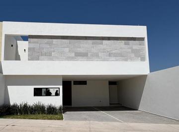 Casa · 228m² · 3 Recámaras · 2 Estacionamientos · Casa en Venta Tarragona
