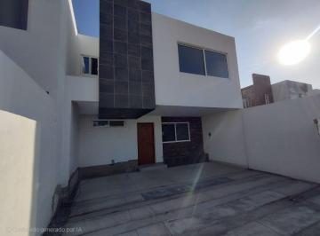 Casa de 4 habitaciones, Jesús María · Md Casa Nueva en Venta - Sobre Av de Alcázar Residencial, No Pagues Más Mantenimientos