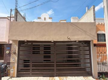 Casa · 90m² · 2 Recámaras · 2 Estacionamientos · Casa en Venta en Torremolinos La Fe Guadalupe Nuevo León Entre m Alemán y Heb