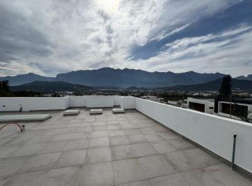 Casa de 3 habitaciones, Monterrey · Casa Venta en Pedregal de La Montaña