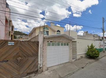 Casa de 4 habitaciones, Pachuca · Casa en Venta en Pachuca, Hgo.