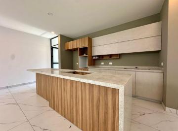 Casa en condominio · 190m² · 3 Recámaras · 2 Estacionamientos · Casa Nueva Capital Norte