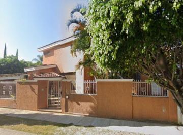 Casa de 4 habitaciones, Zapopan · Vendo Casa en Remate Bancario Ciudad Bugambilias Zapopan Jalisco