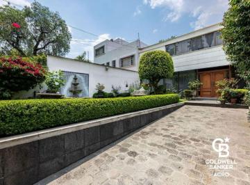 En una de las zonas más exclusivas y consolidadas de la ciudad, Lomas de Chapult · Casa en Venta, Colonia Lomas de Chapultepec