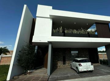 Casa en condominio de 4 habitaciones, Aguascalientes · Rmc - Casa en Venta, Tamarindos Campestre