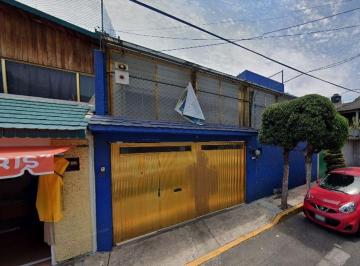 Casa de 5 habitaciones, Iztapalapa · Casa en Venta en Gregorio Sosa en Iztapalapa