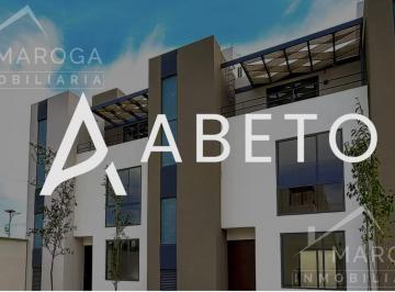 Casa · 130m² · 3 Recámaras · 2 Estacionamientos · Casa de 3 Niveles Completamente Equipada y Alberca Climatizada
