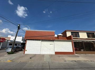Casa de 3 habitaciones, Aguascalientes · Rmc - Casa de Una Planta con 225 m² Superficie y 3 Recámaras en Venta, Las Américas