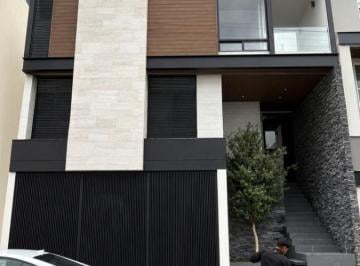 1 · Casa en Venta en San Jeronimo, Monterrey