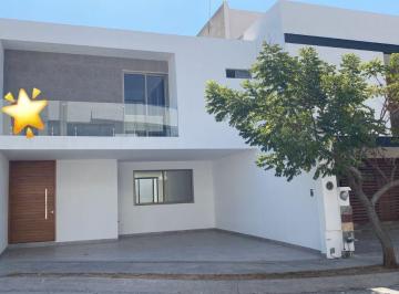 Casa de 3 habitaciones, León · Vent Hermosa Casa Nueva en Sierra Nogal
