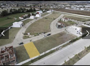 Terreno / Lote · 218m² · Terreno en Venta en Parque Napa