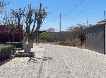 Terreno / Lote · 890m² · Terreno en Venta en San Juan del Río ¡Ideal Para Construir o Invertir!