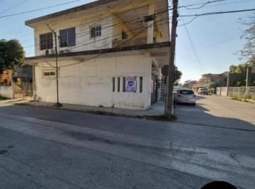 Casa · 280m² · 4 Recámaras · 1 Estacionamiento · (Mxcv26235) Casa en Venta Col. Niños Heroes Info