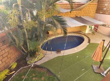 Casa · 271m² · 4 Recámaras · 2 Estacionamientos · Lomas de Cuernavaca