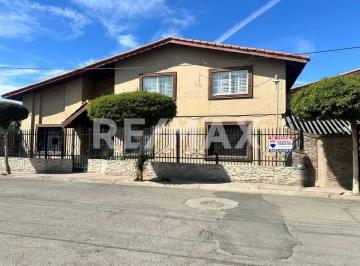 Casa · 615m² · 3 Recámaras · 5 Estacionamientos · Casa en Venta - (4)
