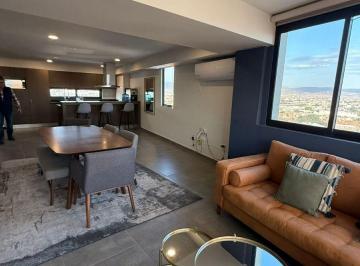 Departamento de 2 habitaciones, León · Renta de Penthouse Amueblado en Naran Dos Pisos