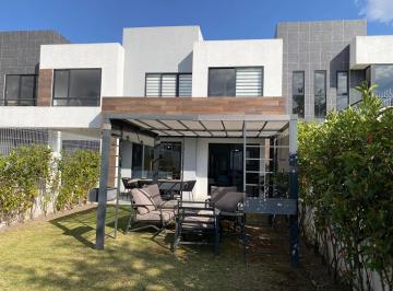 Casa · 130m² · 3 Recámaras · 2 Estacionamientos · Casa en Venta Ocoyoacac, Edo. de Mex.