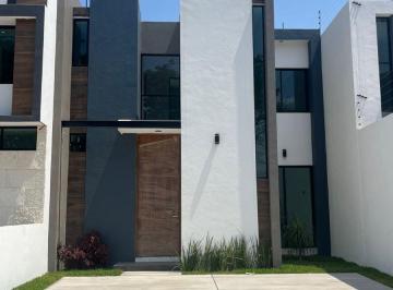 Casa de 2 habitaciones, Tecomán · Casa en Venta Fracc. Jardines del Chamizal 133 m² de Terreno, 2 Habitaciones y 2.5 Baños en Tecoman