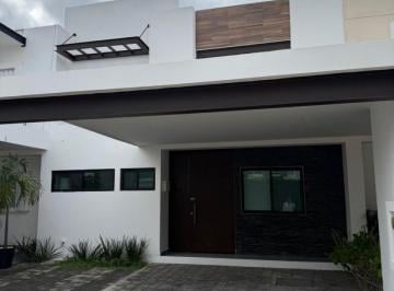 Casa · 256m² · 3 Recámaras · Casa - Aqua Residencial