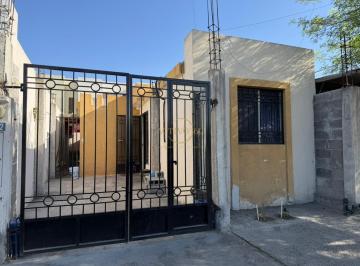Casa · 70m² · 2 Recámaras · 1 Estacionamiento · Casa en Venta en García, Nl, Prol. Leones – Héroes de Capellanía