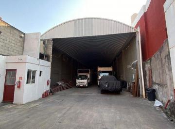 7028d10fc25a4617749be0fd2466f32d9136dd222fc5773717e654022d1656e6 · Bodega en Renta, Col. Acapantzingo.