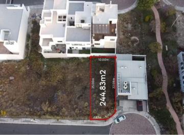 Terreno / Lote , El Marqués · Venta de Terreno en Yavia Zibata