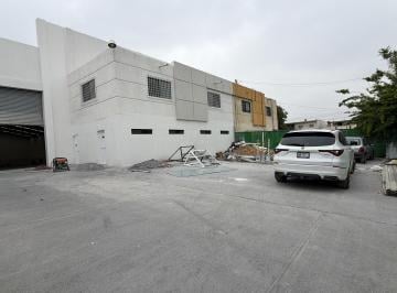 Nave industrial Renta · Zona Industrial de Guadalupe, 1,240 m² Almacén