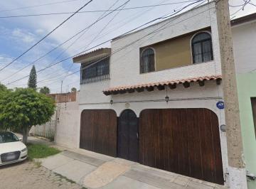 Casa en Venta de 4 habitaciones León Moderno · Casa en Venta En: León Moderno