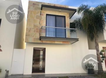 Casa en condominio · 248m² · 4 Recámaras · Casa en Condominio - Fraccionamiento Cumbres de Juriquilla