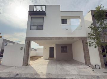 Casa · 249m² · 4 Recámaras · 3 Estacionamientos · Casa en Venta en Dominio Cumbres García N. L.