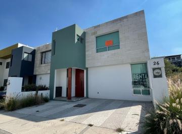 Casa · 156m² · 3 Recámaras · 2 Estacionamientos · Casa - Fraccionamiento Zibatá