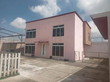 Casa · 220m² · 4 Recámaras · 8 Estacionamientos · Casa en San Antonio Buenavista