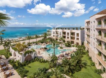 Departamento · 106m² · 2 Recámaras · Departamento Frente Al Mar en Isla Mujeres / Oceanfront Apartment in Isla Mujeres