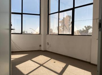 Cubiculo 3 · Renta Oficina con Pista Panoramica en Las Hada