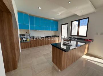 Casa en condominio de 3 habitaciones, El Marqués · Casa en Esquina Dentro de Condominio de Lugo y Tranquilidad Dentro de El Marques, Querétaro