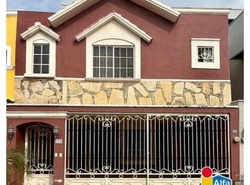 Casa en condominio · 176m² · 3 Recámaras · 2 Estacionamientos · Casa en Condominio en Renta en Privadas de Anáhuac Sector Francés, General Escobedo, Nuevo León