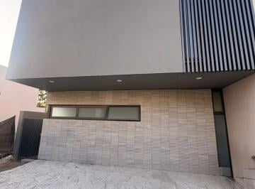 Casa de 4 habitaciones, Zapopan · Casa en Venta en Fraccionamiento La Toscana, Valle Real