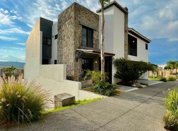 Casa · 480m² · 3 Recámaras · 3 Estacionamientos · Casa en La Gran Reserva Lomas de Angelopolis