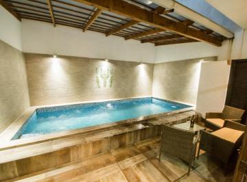Casa · 380m² · 4 Recámaras · 1 Estacionamiento · Casa de 156 m² con 4 Recámaras en Renta en San Antonio