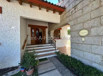 Casa de 3 habitaciones, Querétaro · Casa Venta Rinconada Jacarandas Casa Estudio, Área de Tv, 3 Recámaras, Cuarto de Servicio