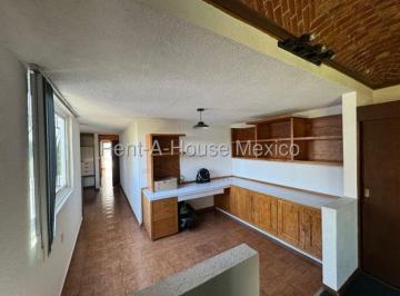 Casa de 3 habitaciones, Querétaro · Álamos 3era Sección. Casa con 4 Recámaras, Cuarto de Servicio, Estudio - Renta